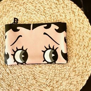🖤 Ipsy Betty Boop Makeup Bag